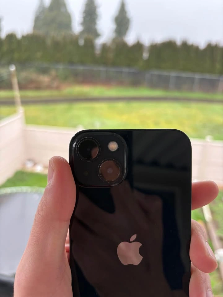 iPhone 13 - Navy Blue - photo 4