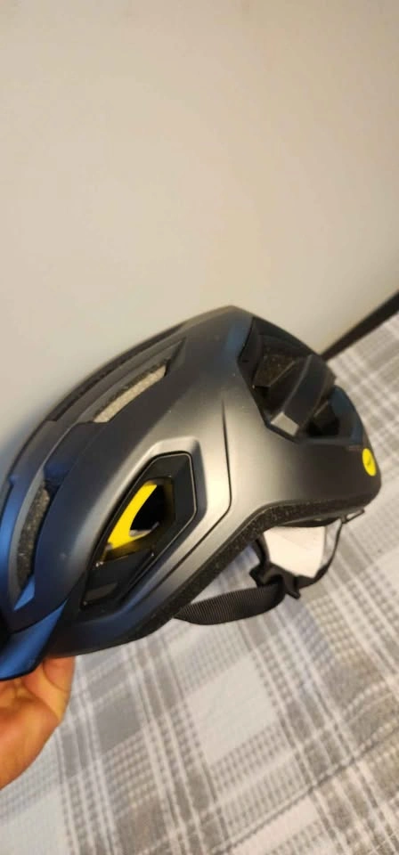 Bike Helmet - photo 3