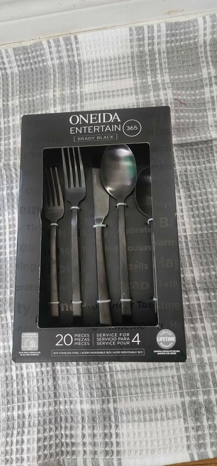 Oneida Brady Black Satin 20-Piece Flatware Set - photo 2