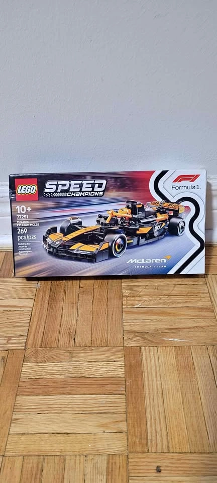 LEGO Speed Champions McLaren F1 Team MCL38 77251 Formula 1 Car