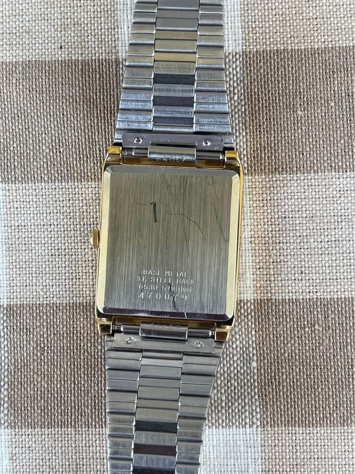 Vintage Seiko Tank Watch - photo 2