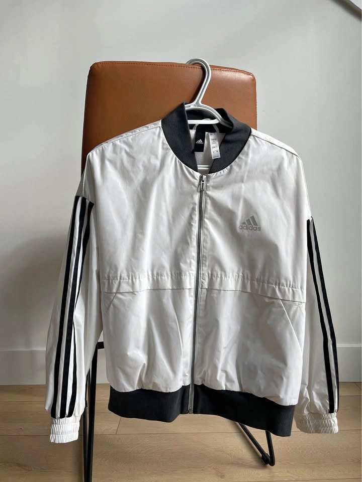 Adidas White Jacket with 3-Stripes – Women M (Asian Size L)