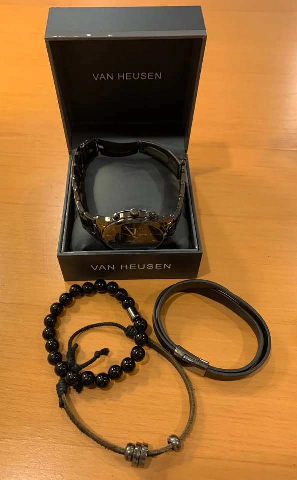 MEN'S CLASSIC WATCHES $40 EACH - photo 4