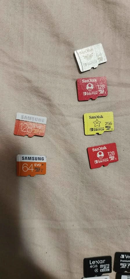 MicroSD Cards Lot - photo 3