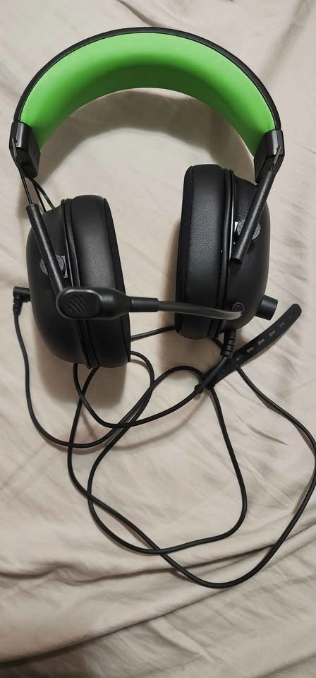 Razer Blackshark V2 Wired Gaming Headset 3.5mm - photo 2