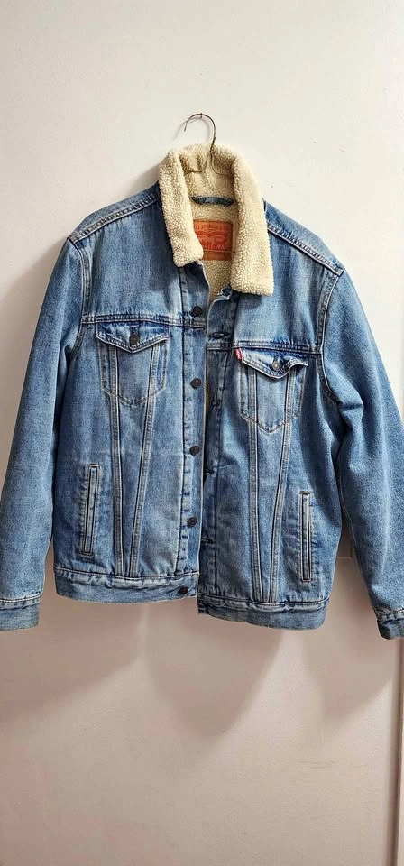 Levi's Sherpa Lined Trucker Jacket Mens Large Blue Light Wash
