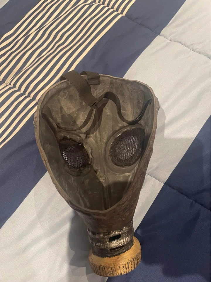 Costume Gas Mask - photo 3