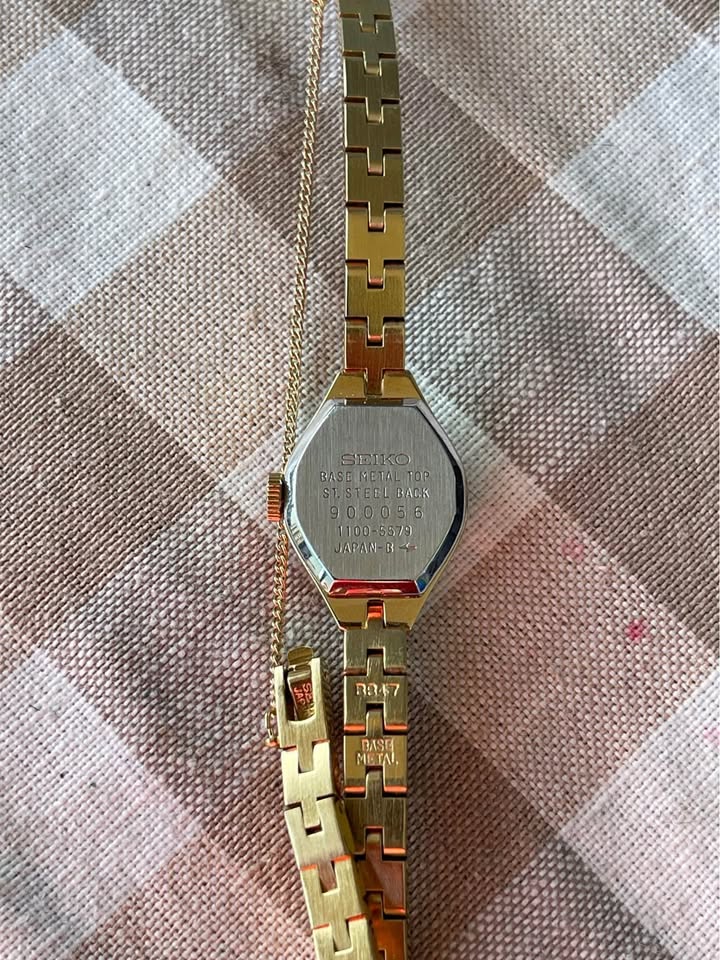 Ladies Seiko Watch - photo 3