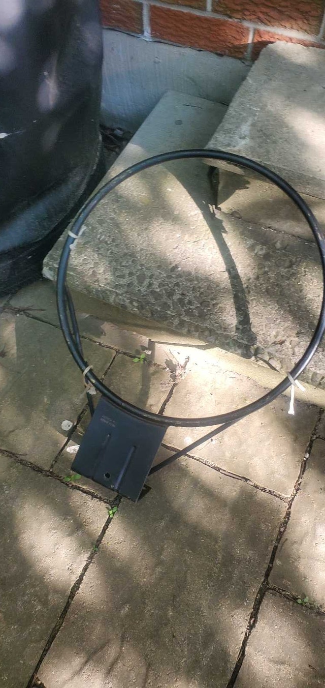 Good Used Basket Ball Rim - photo 2