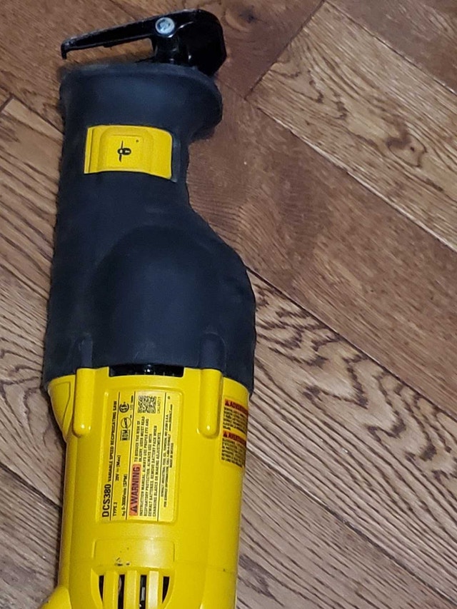 DeWalt Reciprocating Saw - photo 4
