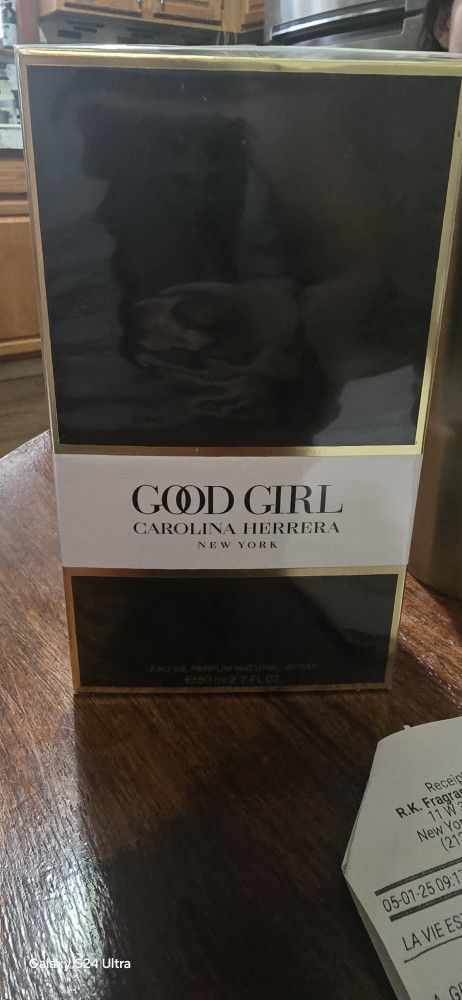Carolina Herrera Good Girl Eau de Parfum 2.7 oz / 80 ml - photo 4