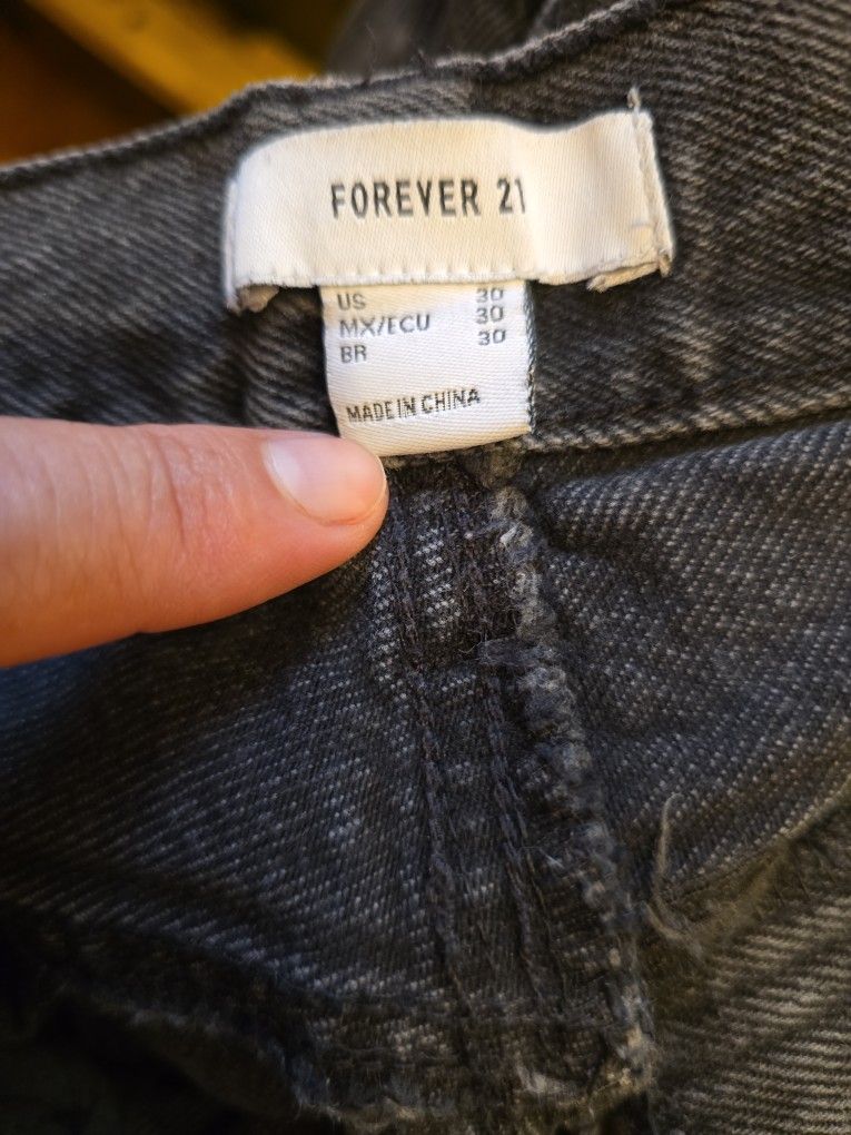 Women's Black Jeans - Size 30 - photo 3
