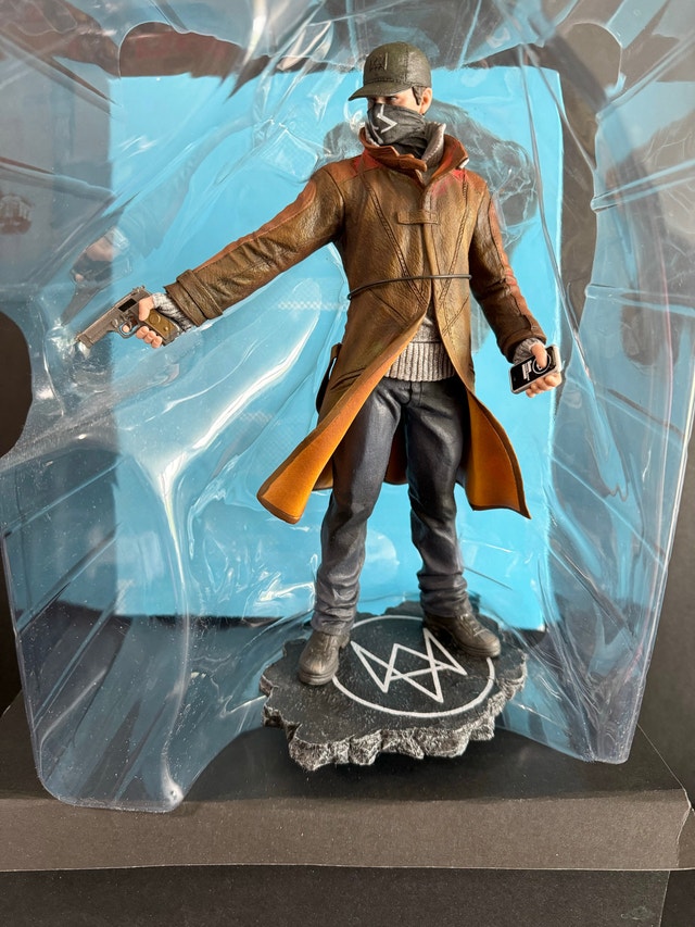 Sony PlayStation PS4 Watch Dogs Collector’s Edition - photo 4