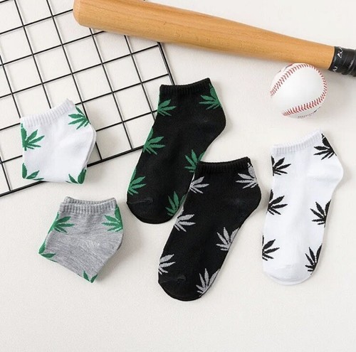 Hip Hop Marijuana Leaf Socks - 5 Pairs - photo 2