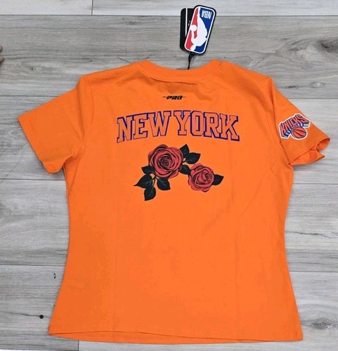KNICKS orange pro standard NBA women's t-shirt size M - photo 2