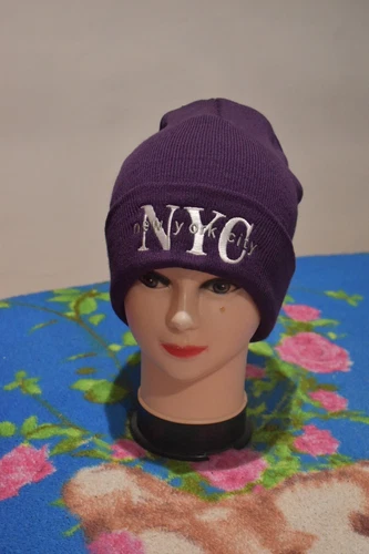 Unisex hat embroidered with NYC One Size
