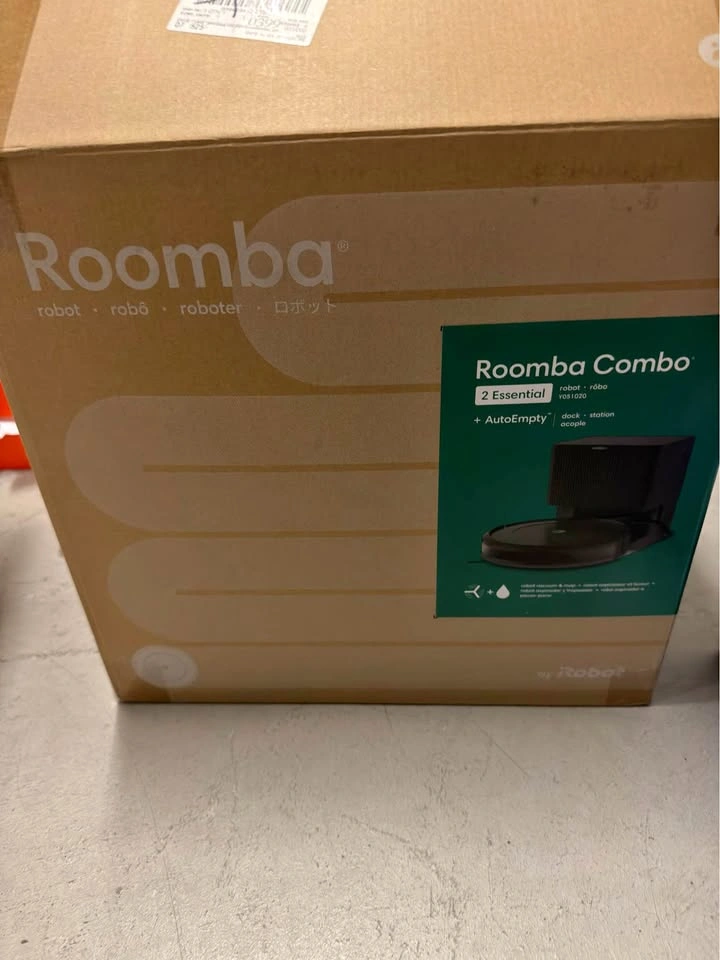 iRobot Roomba Vac 2 Essential Robot + AutoEmpty Dock (Q0520)