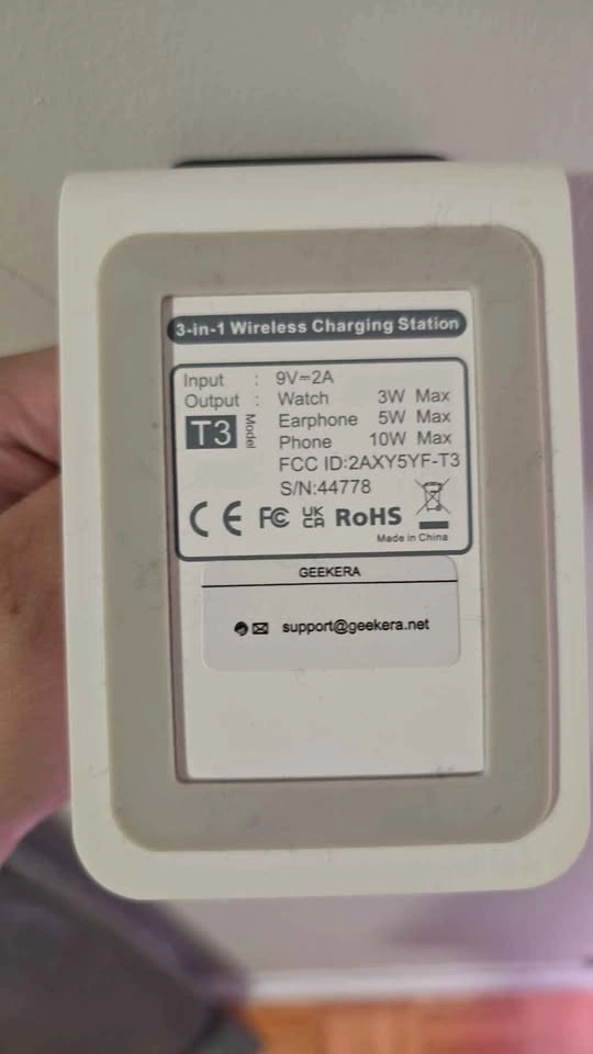GEEKERA 3 in 1 Wireless Charging Stand - photo 4