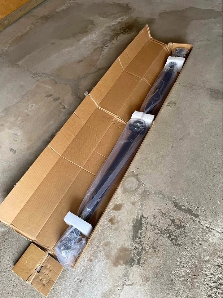 NEW Driveshaft Assembly – Ford Explorer Sport Trac 2007-2010 4.6