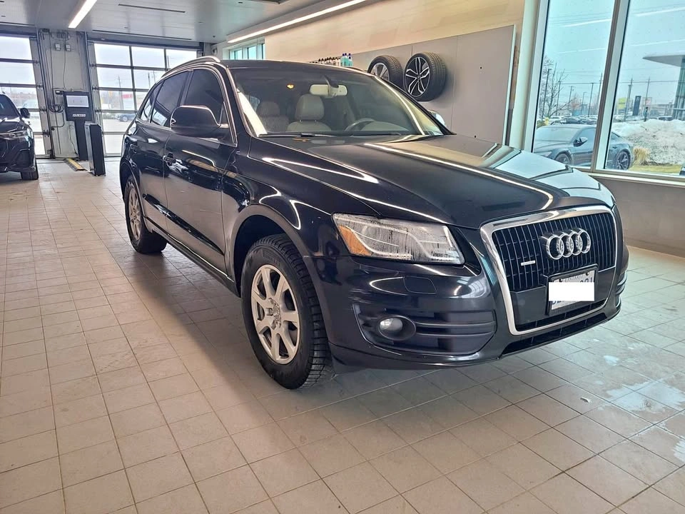 2011 Audi Q5 3.2L Quattro AWD SUV