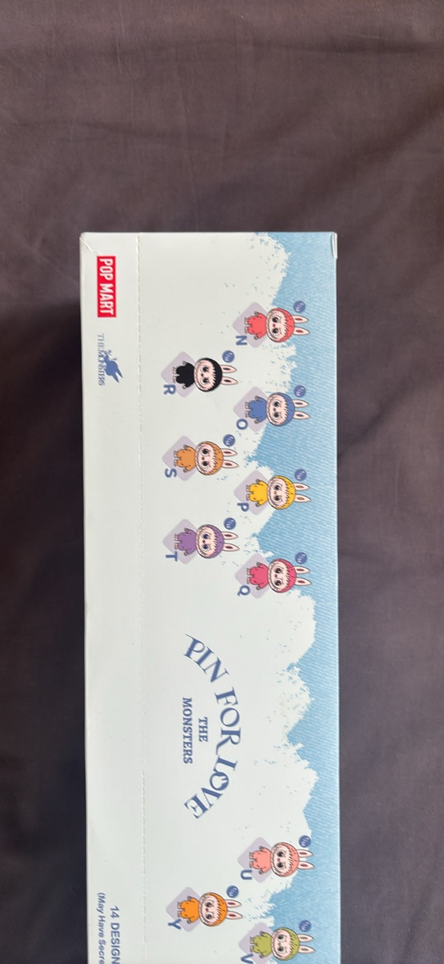Pop Mart Labubu Keychain - Pin For Love - Blind Boxes - photo 3