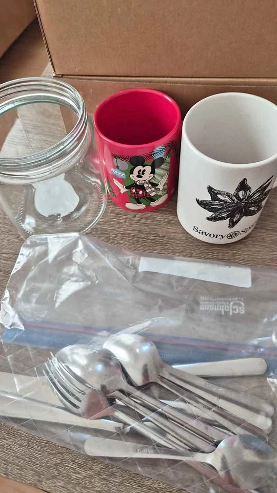 Free dishware