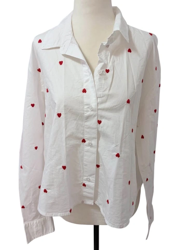 NEW Old Navy Red Heart Embroidered Button Down Shirt - Medium - photo 2