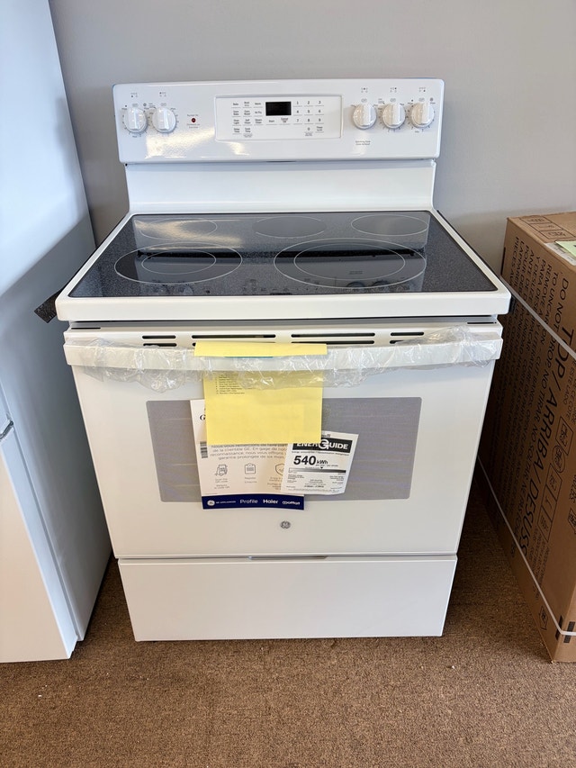 New GE 30” Electric Range with Convection Oven & Self-Clean - photo 2