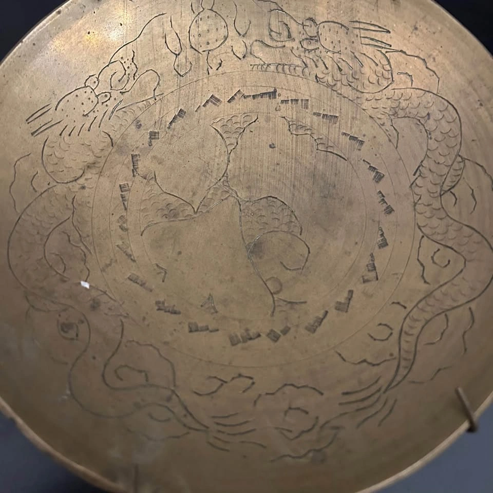 Vintage Etched Brass Dragon Plate – Chinese Dragon Wall Decor - photo 2