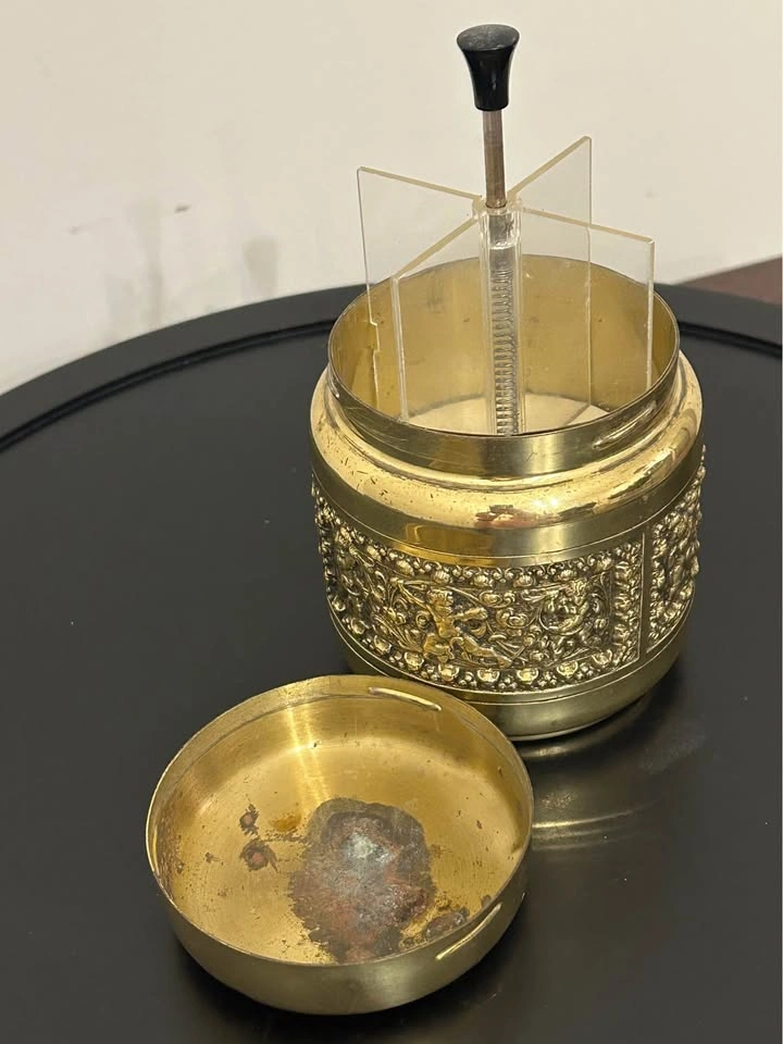 Vintage Erhard & Söhne Brass Mechanical Cigarette Dispenser – Ch - photo 2