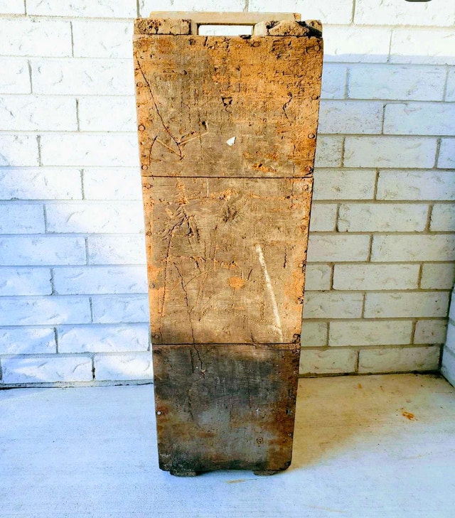 Antique White Pine Ranch Tool Box - photo 3