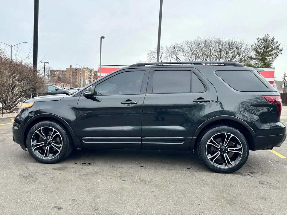 2015 Ford Explorer Sport SUV 4D - photo 3