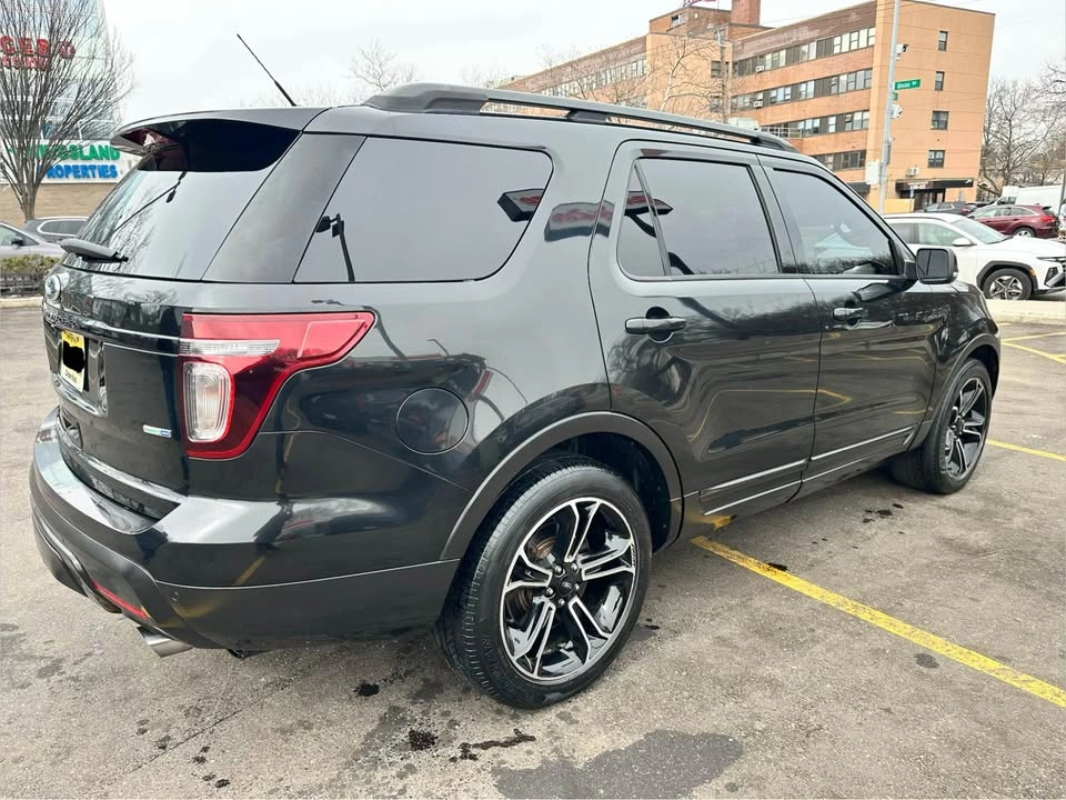 2015 Ford Explorer Sport SUV 4D - photo 4