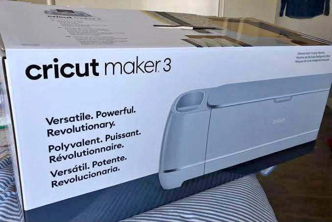 Cricut Maker 3 Bundle – Open Box (Unused) + Tools, Vinyl, Table