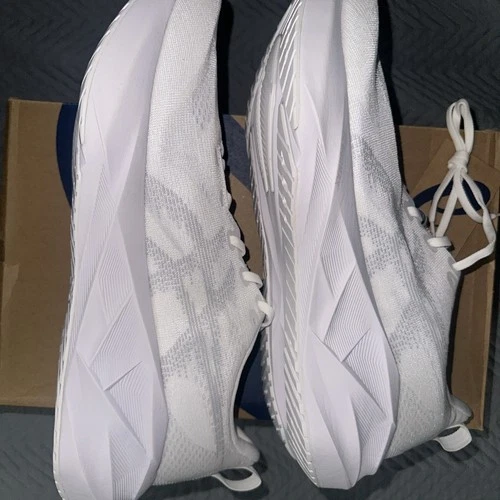 Asics Novablast 5 Size 14 Mens White Running Shoes - photo 5