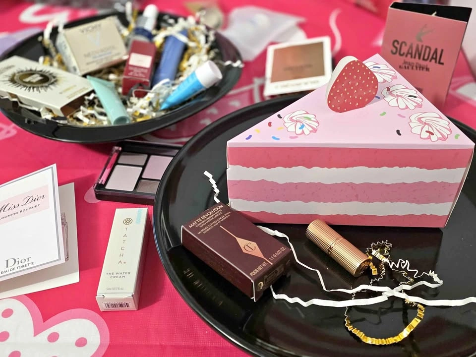 8pcs Beauty Mystery Box