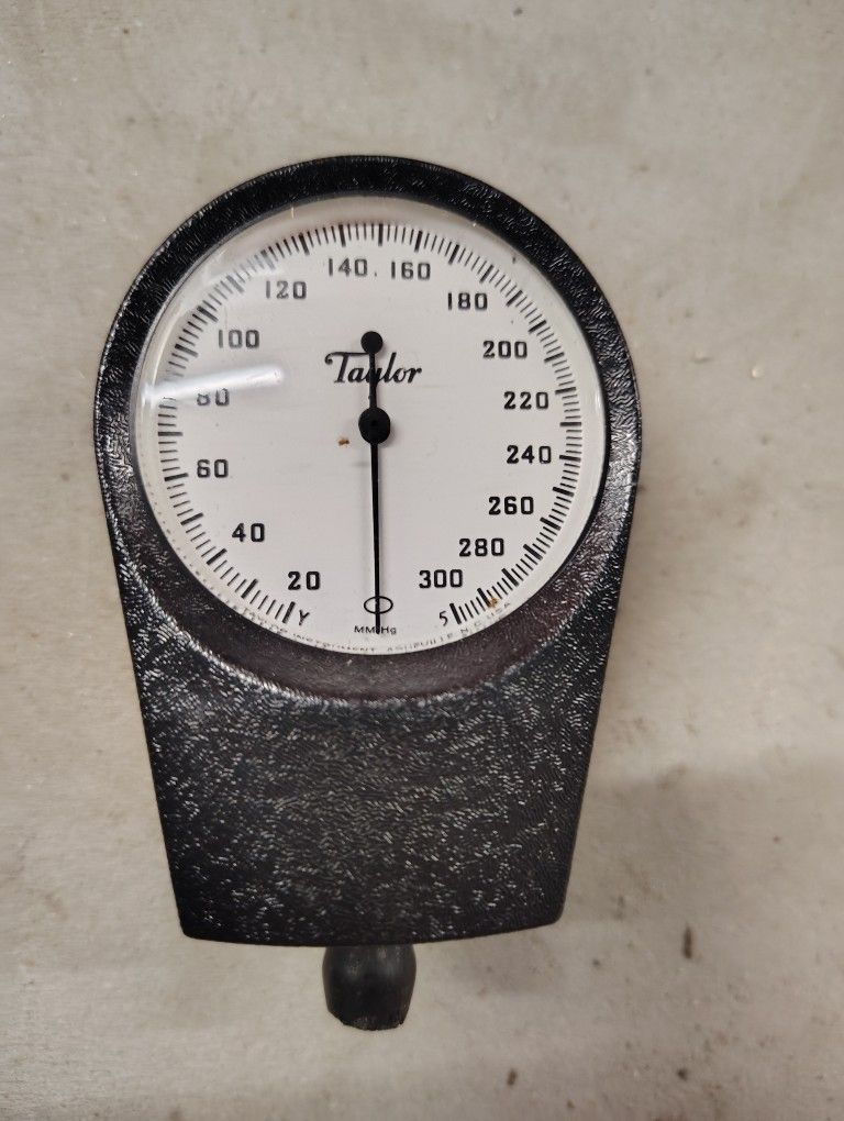Vintage Taylor Sphygmomanometer Blood Pressure Gauge - Asheville - photo 2