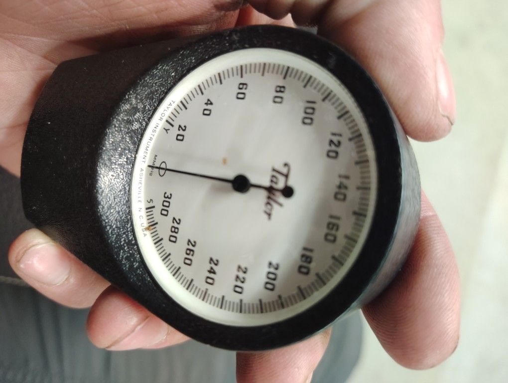 Vintage Taylor Sphygmomanometer Blood Pressure Gauge - Asheville - photo 4