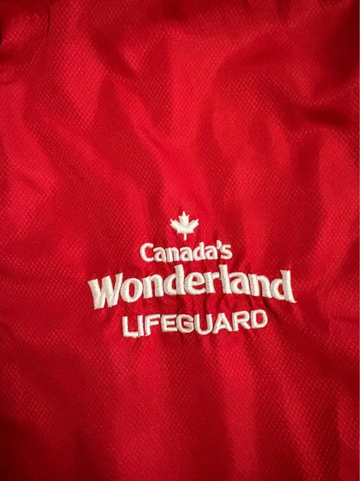Canada's Wonderland Lifeguard Jacket (small) - photo 2