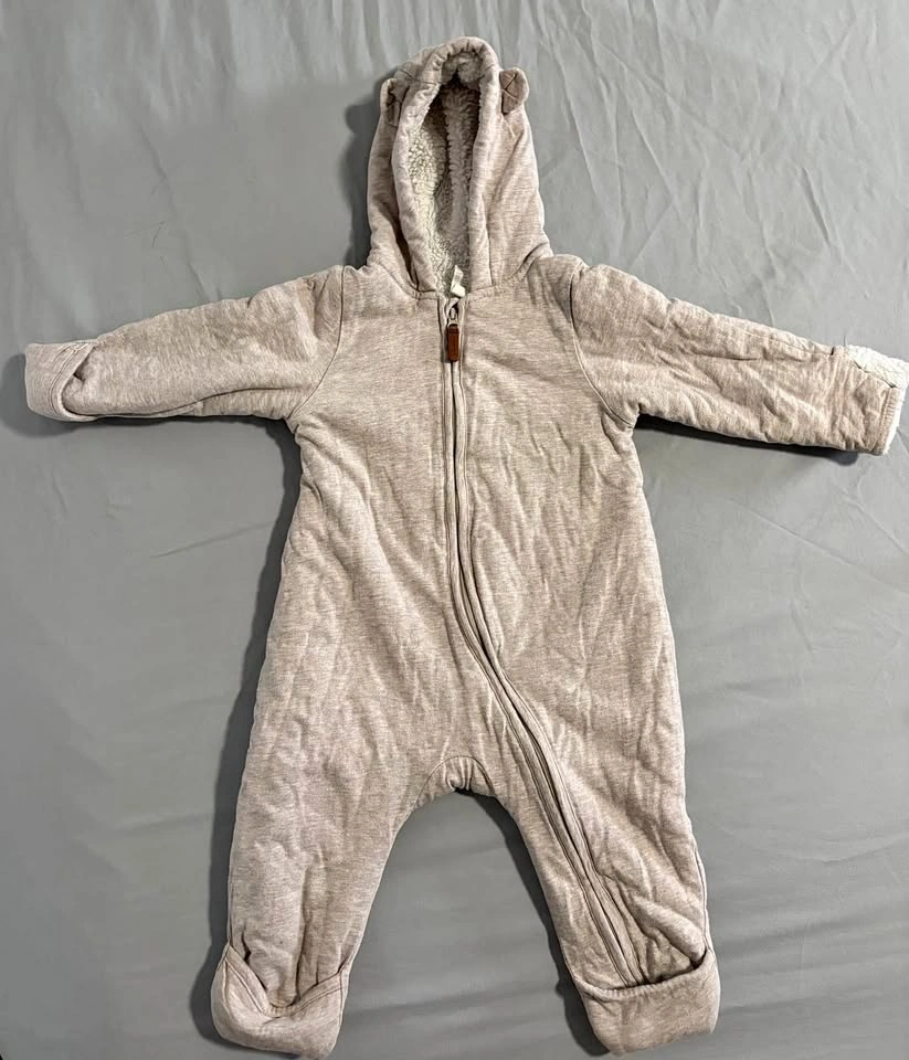 H&M Baby Bear Hooded Sherpa Lined Jumpsuit (6-9m)