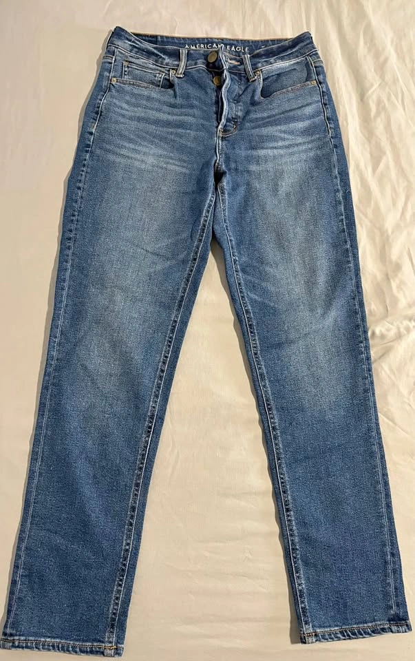 American Eagle Jeans Size 6 Long