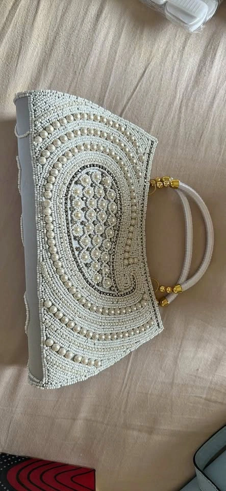 Elegant Velvet Clutch