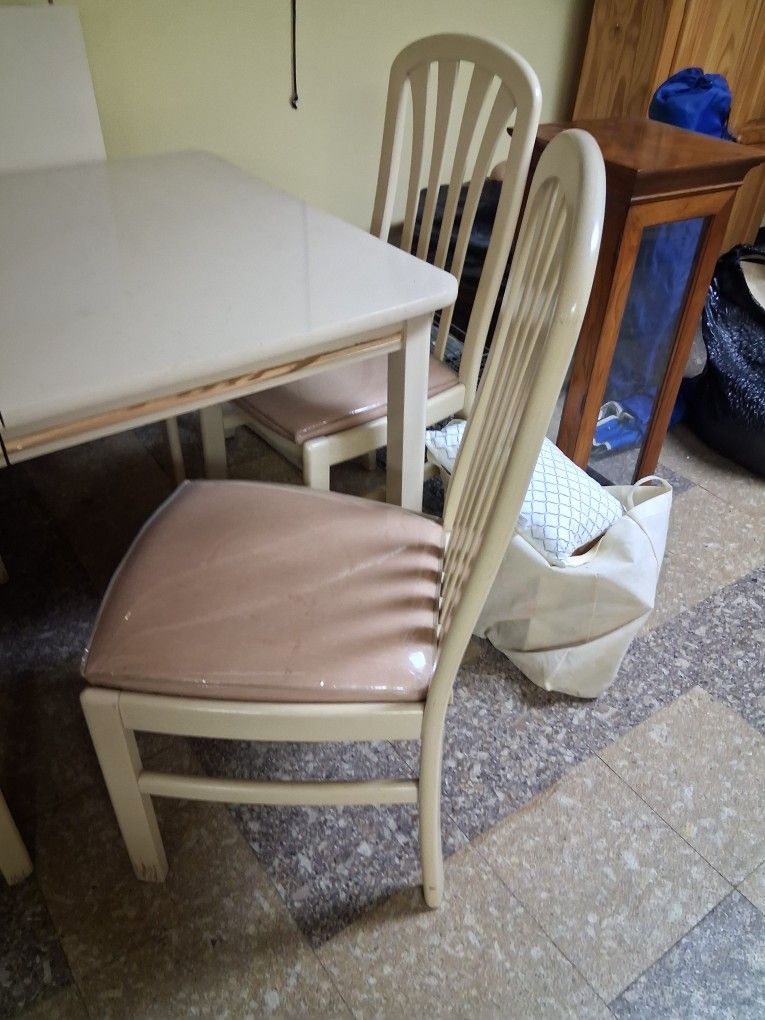Dining Set And Matching Hutch - photo 2