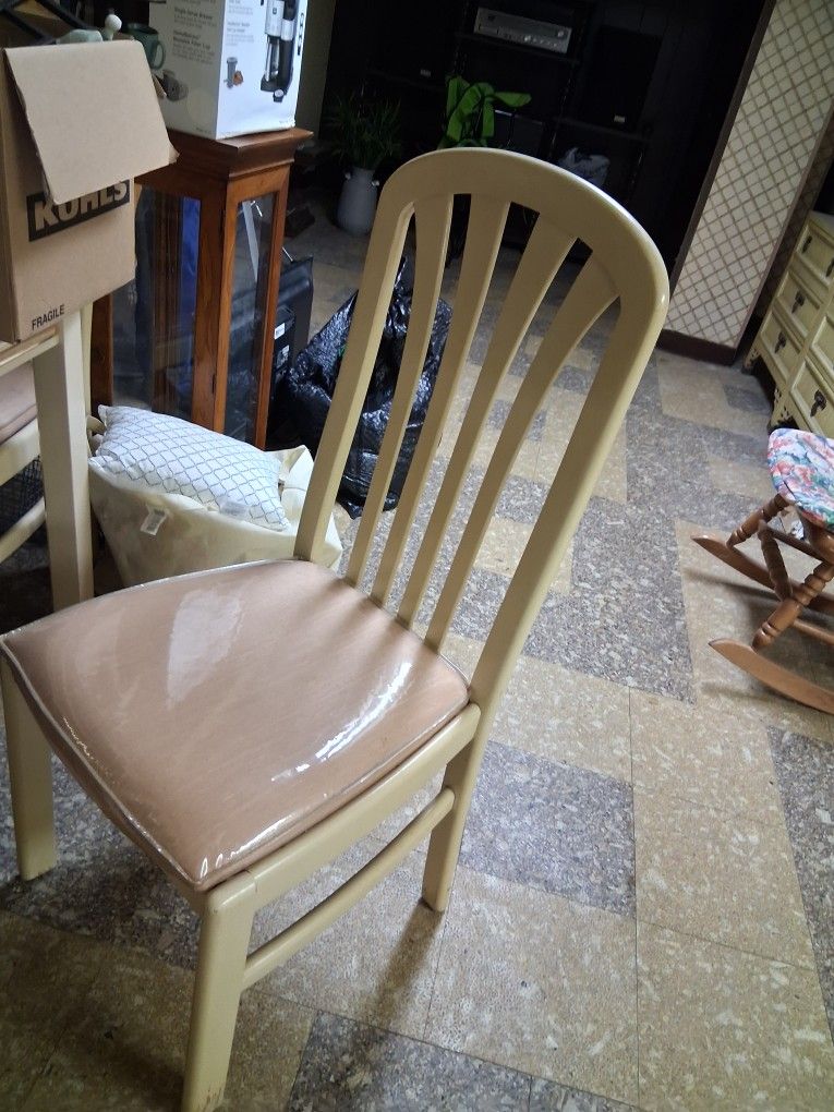 Dining Set And Matching Hutch - photo 4