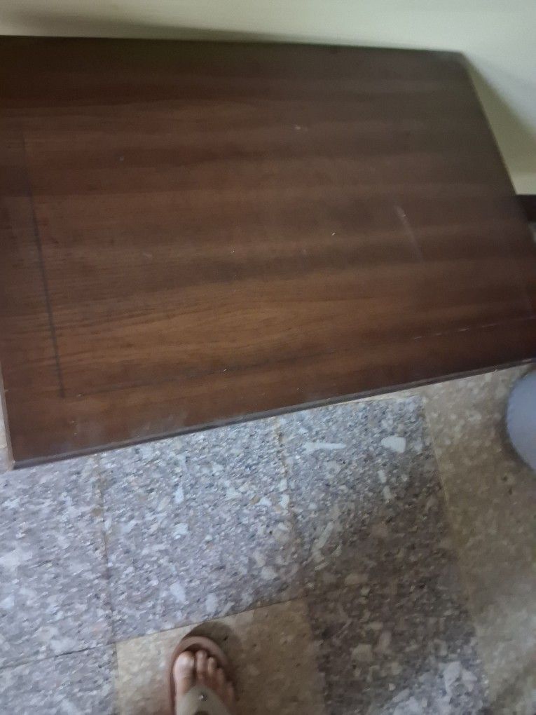 2 Wooden Tables - photo 2