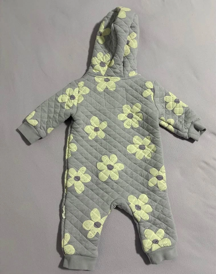 Baby Hooded Quilted Romper 3-6M - photo 3