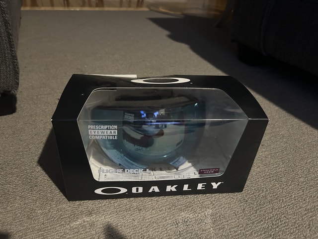 New Oakley Flight Deck L Prizm Snow Goggles - photo 4