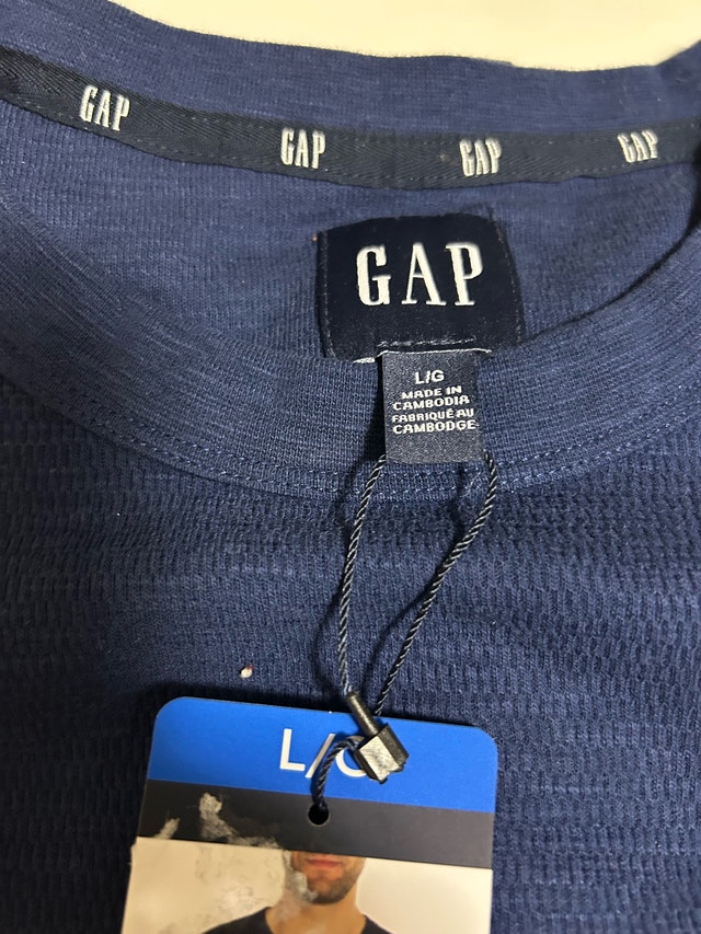 Brand New Gap Sweater Sweatshirt