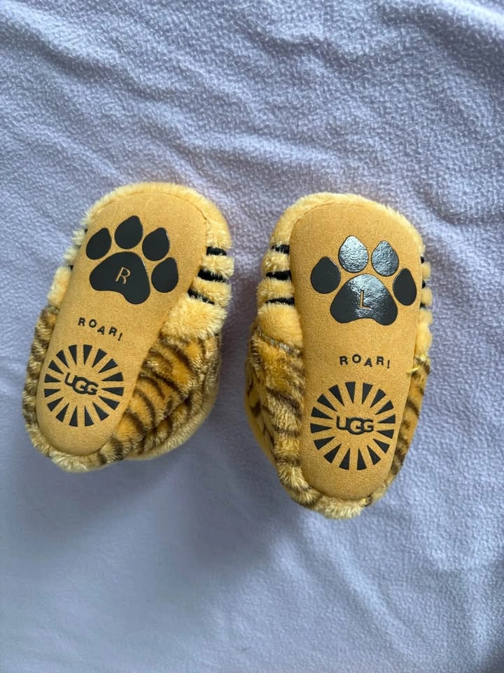 UGG Baby Roar Tiger Booties - photo 4