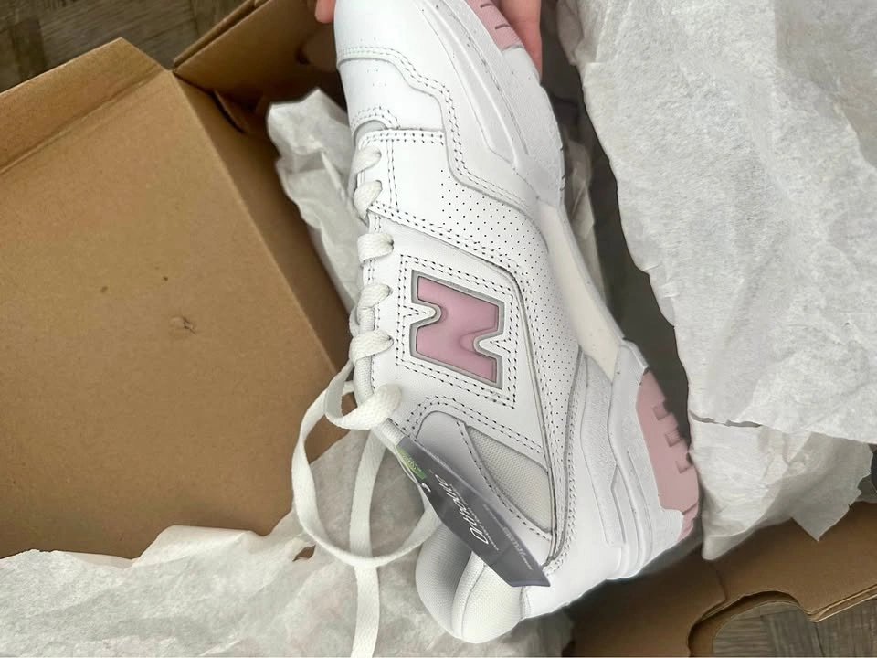 New Balance 550